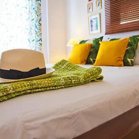 Oliva Homes 4* Dhiyellótika
