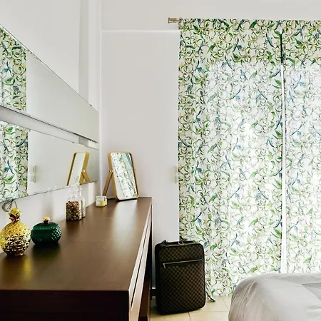 Oliva Homes Aparthotel