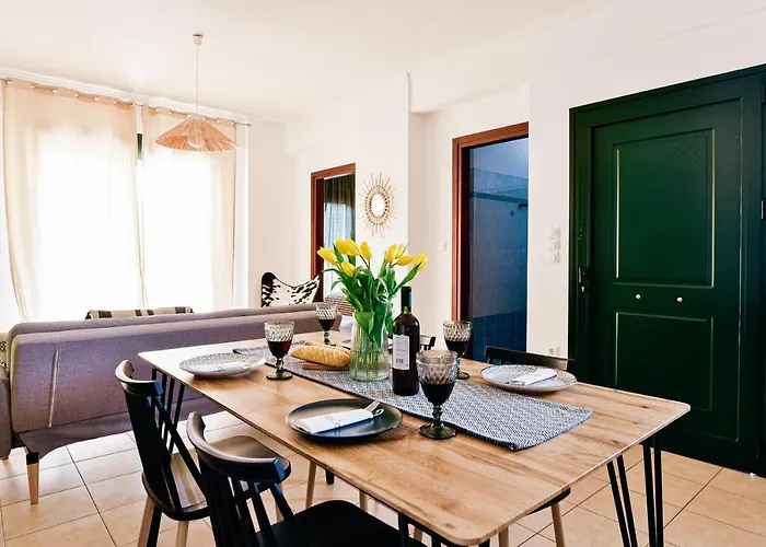 Oliva Homes Apart-hotel Dhiyeliotika