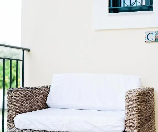 Oliva Homes Dhiyeliotika