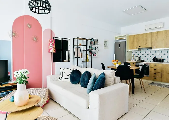 Oliva Homes 4* Dhiyeliotika